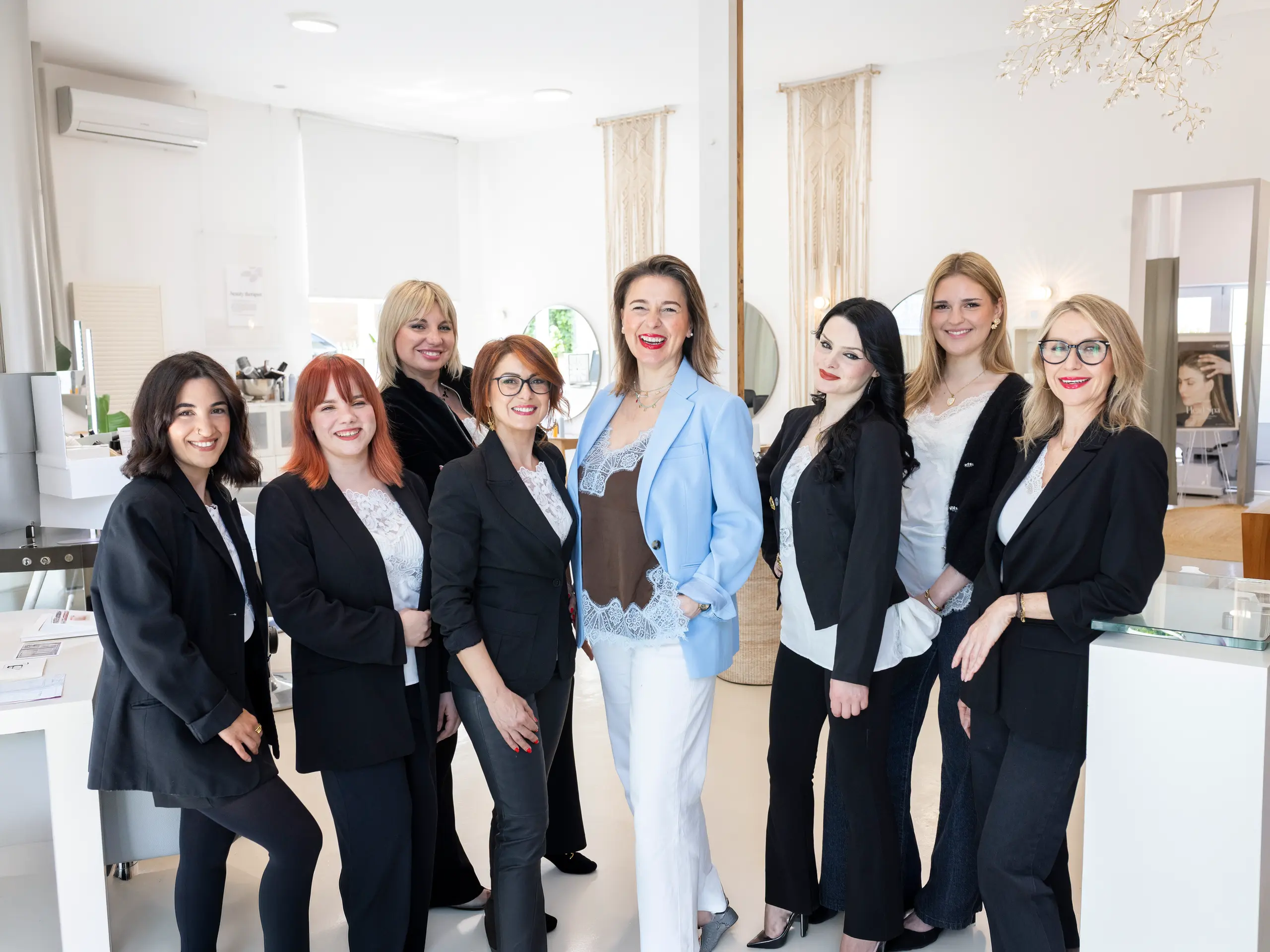 Esma Haar Design Friseur La Biosthétique Nagold Friseure Team 01 erweitert